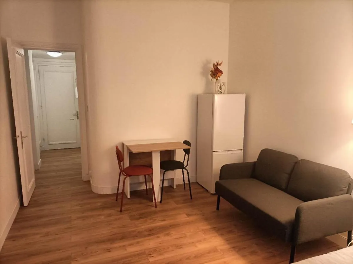 Dream Dwell Paris-Eiffel Tower Mirabeau Bridge Cozy Home In The 16Th District Parijs 0*,  Frankrijk