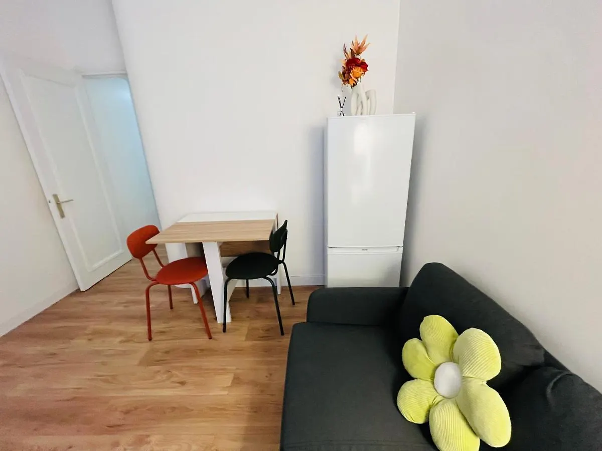 Dream Dwell Paris-Eiffel Tower Mirabeau Bridge Cozy Home In The 16Th District Paris Apartment